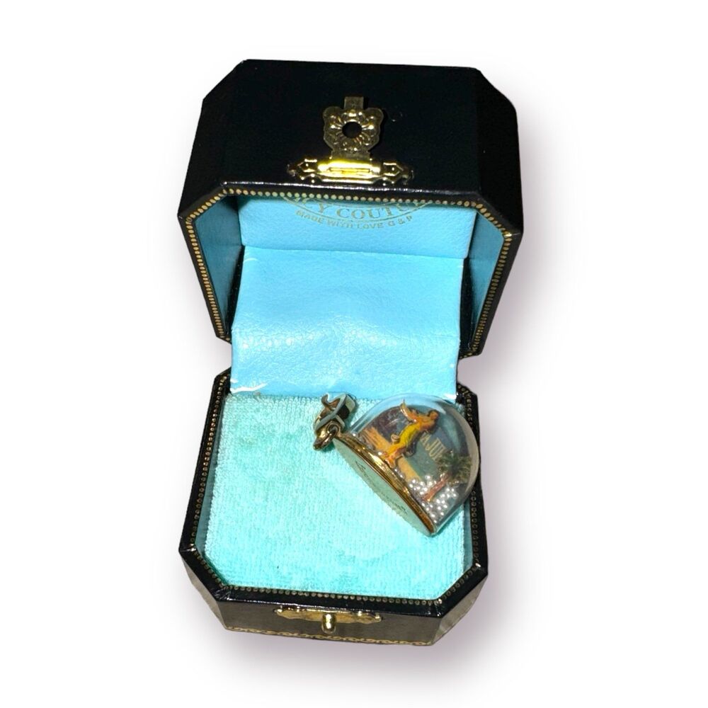 Juicy Couture Aloha Snow Globe Charm Hawaiian Charm w/ Box Gold Tone Super Rare! - Picture 2 of 8